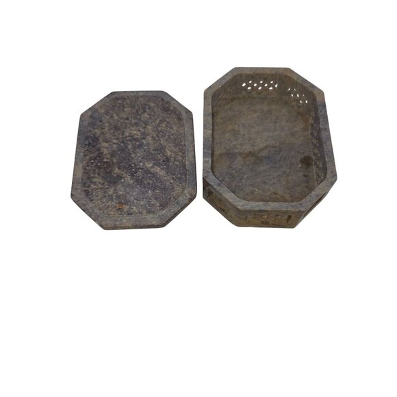 Carved Soapstone Octagone Inlaid Floral Pattern Trinket Box - Picture 8 of 8